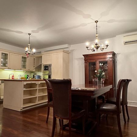Lana Riverside Apartment Tirana Bagian luar foto