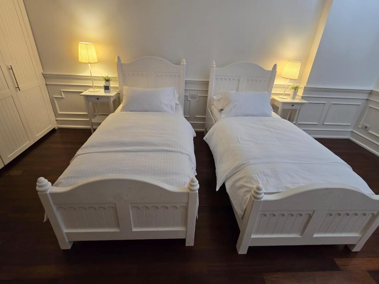 Lana Riverside Apartment Tirana Bagian luar foto